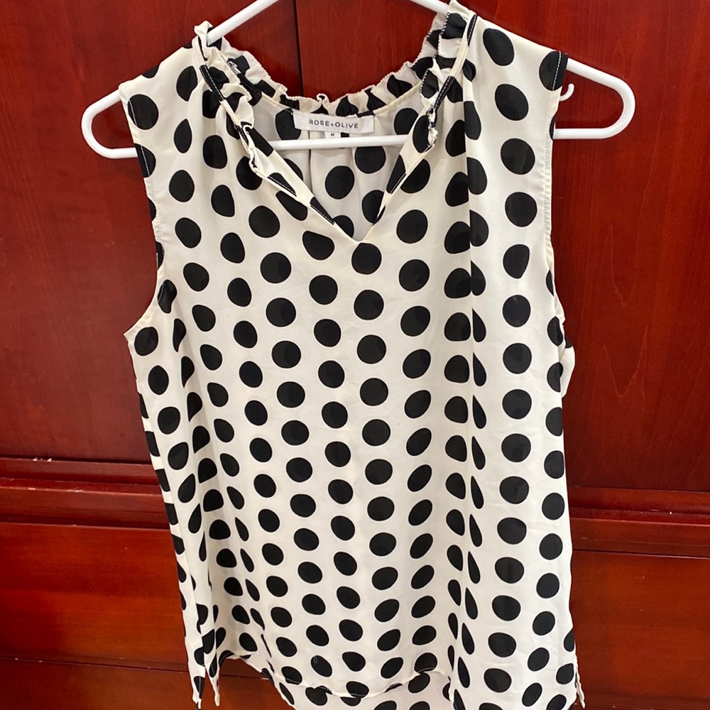Cute polka dot top